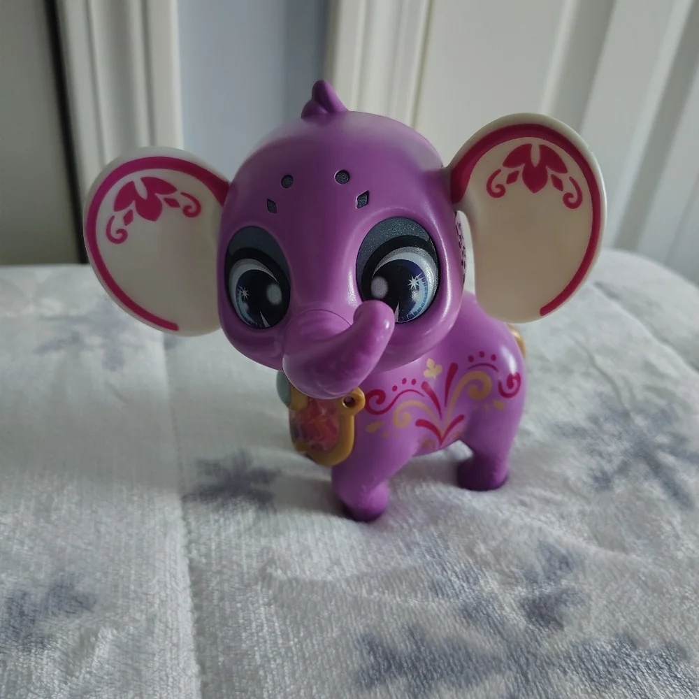 VTeck Sparklings Hailey The Elephant Toy